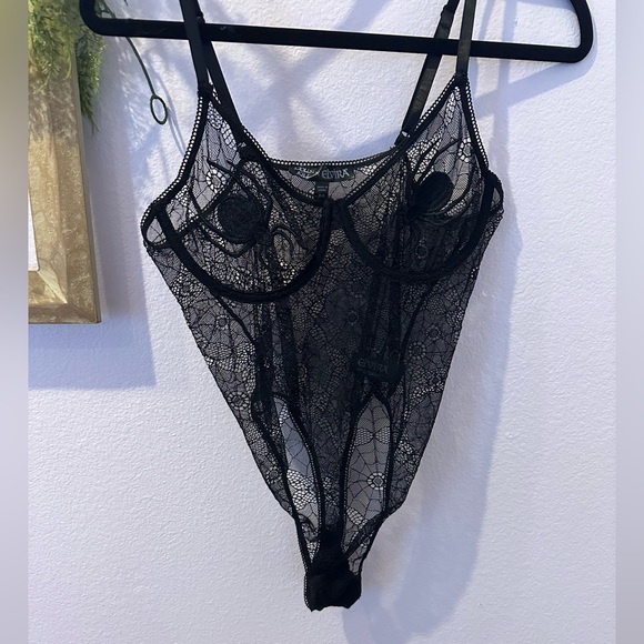 Dolls Kill DARK MISTRESS LACE BODYSUIT size Medium - Picture 1 of 4